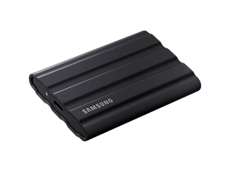 External SSD 4TB Type-C USB 3.2 Gen2 NVMe, IP65, Samsung T7 Shield, black